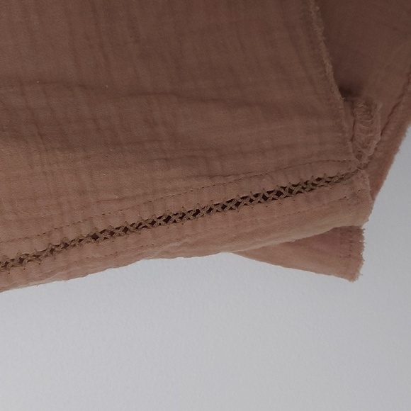 NWT Aerie Gauzy 100% Cotton Sleeveless Crop Top Frayed Light Brown Size Medium - Picture 6 of 8